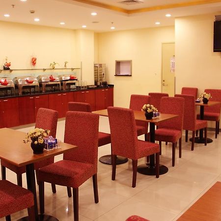 Hanting Express Wuhan Jiang Han Road Walking Street Εξωτερικό φωτογραφία