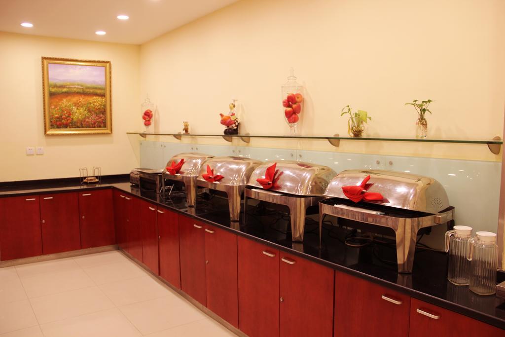 Hanting Express Wuhan Jiang Han Road Walking Street Εξωτερικό φωτογραφία